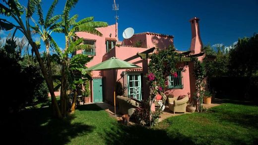 Rural or Farmhouse in Estepona, Malaga