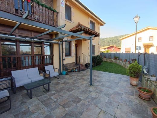 Πολυτελή κατοικία σε Cartes, Provincia de Cantabria