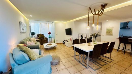 Apartment / Etagenwohnung in Calvià, Balearen Inseln