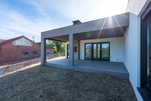 Einfamilienhaus in Soto del Real, Provinz Madrid