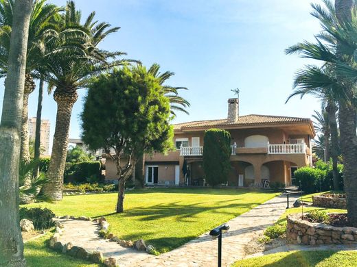 Villa in La Manga del Mar Menor, Murcia