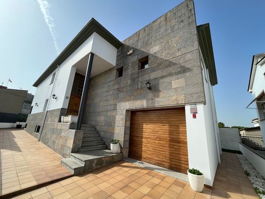 Detached House in Vilablareix, Province of Girona