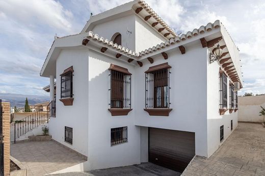 Detached House in Las Gabias, Granada