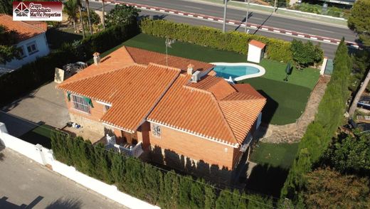 Detached House in la Nucia, Alicante