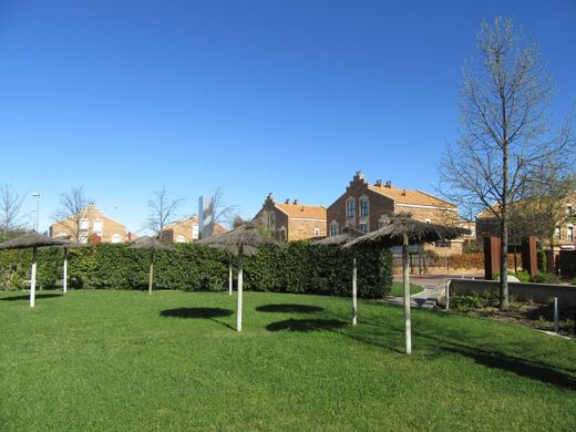 Detached House in Zaragoza, Province of Saragossa