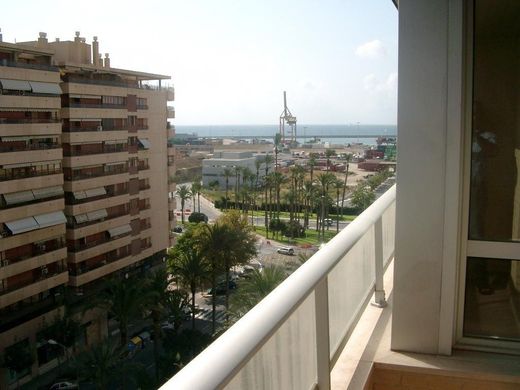 Piso / Apartamento en Alicante, Provincia de Alicante