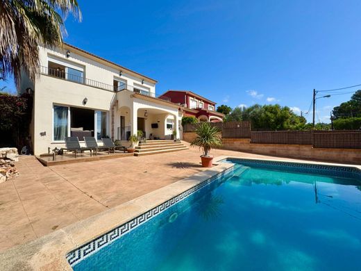 Mehrfamilienhaus in Llucmajor, Balearen Inseln