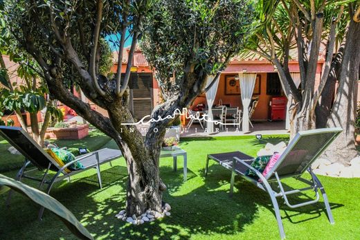 Villa multifamiliale à l'Alfàs del Pi, Alicante