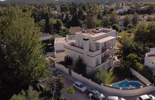 Luxury home in Sant Pere de Ribes, Province of Barcelona