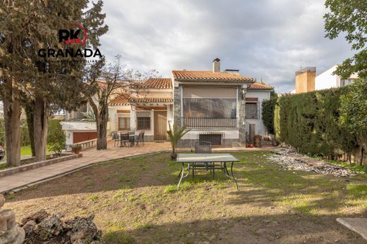 Detached House in Las Gabias, Granada