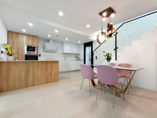 Semidetached House in Benijofar, Alicante