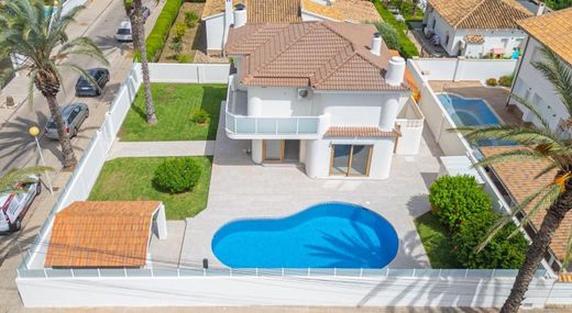Villa in Cabo Roig, Alicante
