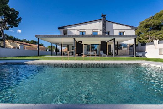 Detached House in El Vendrell, Province of Tarragona