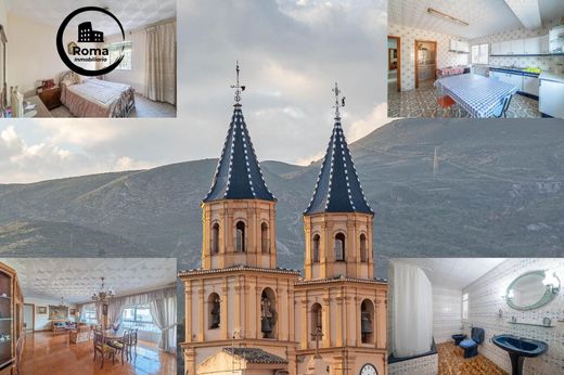 Wohnkomplexe in Órgiva, Granada