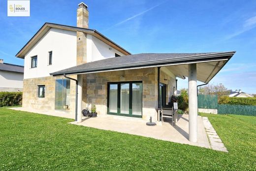 Maison individuelle à Santa Cruz de Bezana, Province de Cantabrie