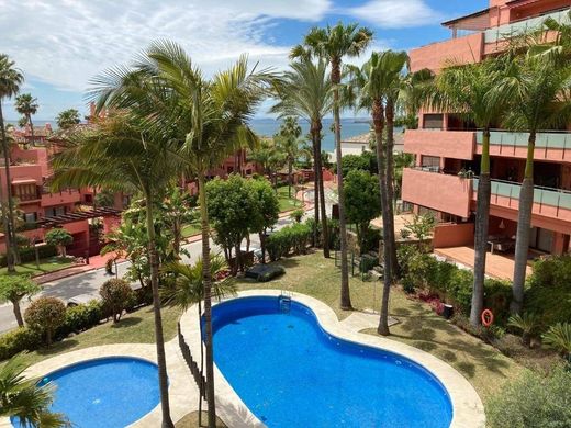 Appartamento a Estepona, Málaga