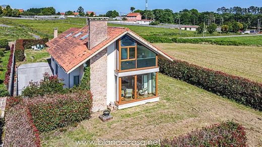 Luxe woning in Carballo, Provincia da Coruña