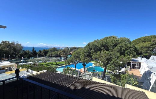 Villa multifamiliale à Estepona, Malaga