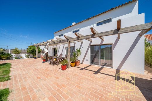 Detached House in Aljezur, Distrito de Faro