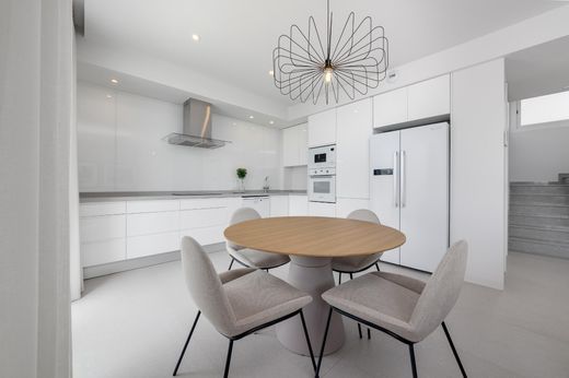 Detached House in Mutxamel, Alicante