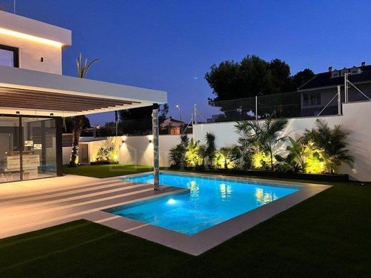 Luxus-Haus in Orihuela, Alicante