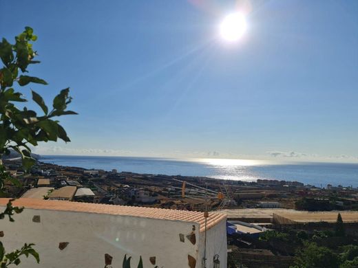 ﻣﻨﺰﻝ ﺭﻳﻔﻲ/ ﺑﻴﺖ ﻤﺰﺭﻋﺔ ﻓﻲ Candelaria, Provincia de Santa Cruz de Tenerife
