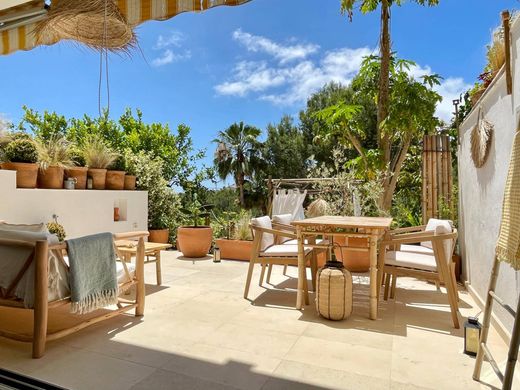 Apartment / Etagenwohnung in Calvià, Balearen Inseln
