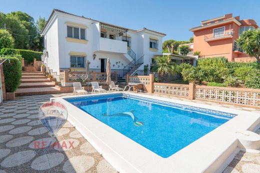 Vrijstaand huis in Alhaurín de la Torre, Provincia de Málaga