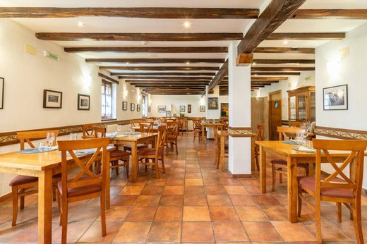 Hotel w Aribe, Provincia de Navarra