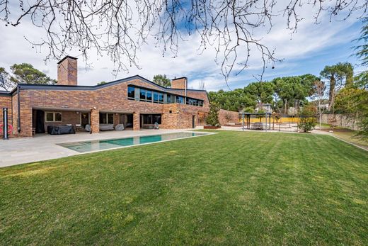 Einfamilienhaus in Boadilla del Monte, Provinz Madrid