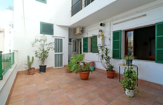 Apartment / Etagenwohnung in Palma de Mallorca, Balearen Inseln