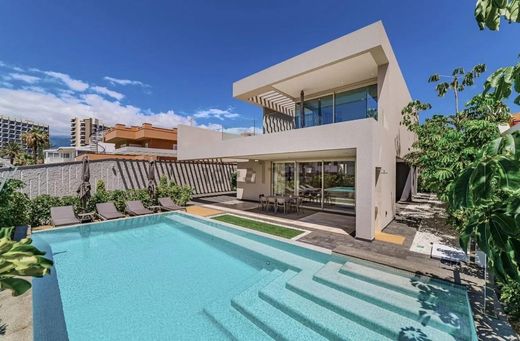 Villa in Arona, Province of Santa Cruz de Tenerife