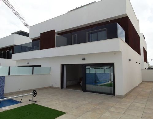 Luxury home in Pilar de la Horadada, Alicante