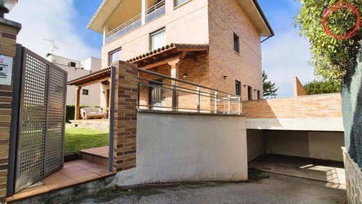 Detached House in Huarte-Uharte, Province of Navarre