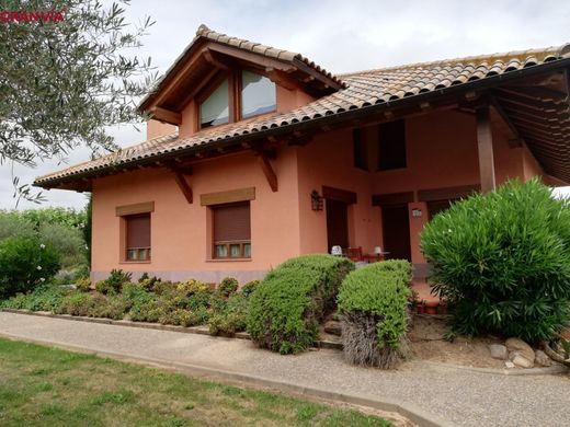 Усадьба / Сельский дом, Albelda de Iregua, Provincia de La Rioja