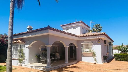 Detached House in Chiclana de la Frontera, Cadiz