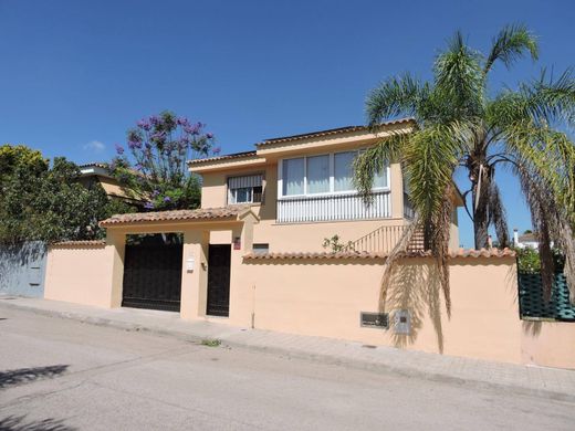 Detached House in La Pobla de Vallbona, Valencia