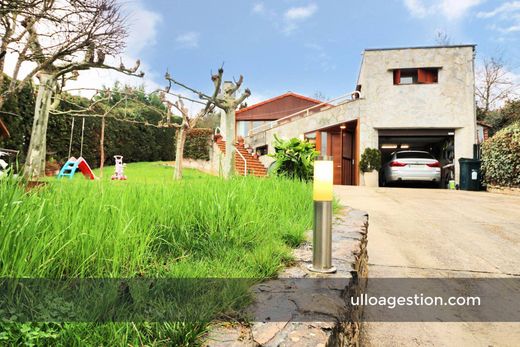 Detached House in Saratsa, Province of Navarre