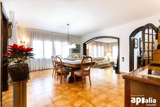 Castellar del Vallès, ばるせろなの高級住宅