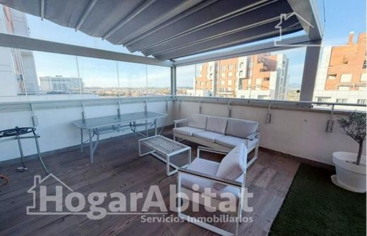 Penthouse in Burjassot, Valencia