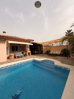 Luxus-Haus in Pizarra, Málaga