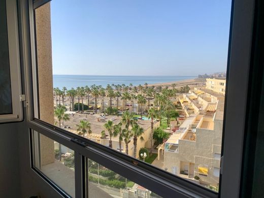 Piso / Apartamento en Alicante, Provincia de Alicante