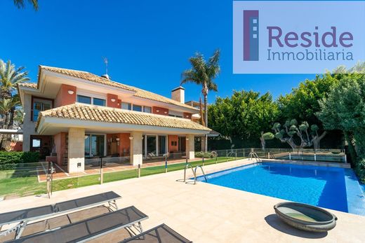 Detached House in La Condomina, Alicante