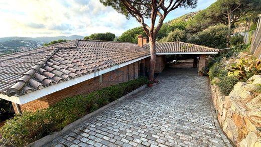 Detached House in Cabrils, Province of Barcelona