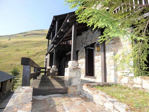 Luxury home in Baqueira, Province of Lleida