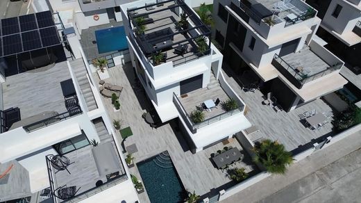 Villa in Benijofar, Alicante