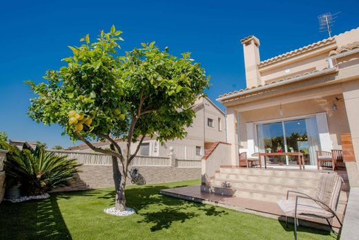 Detached House in Creixell, Province of Tarragona
