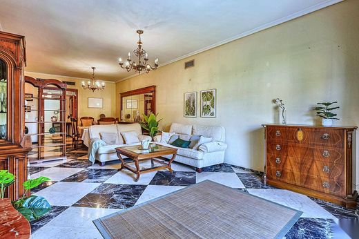 Apartment / Etagenwohnung in Sevilla, Andalusien