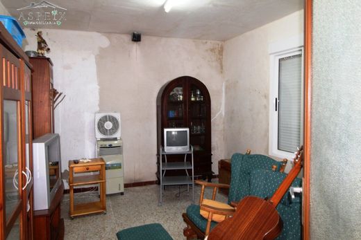 Rural or Farmhouse in Petrel, Alicante