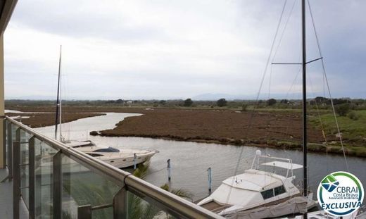 Apartment / Etagenwohnung in Roses, Provinz Girona